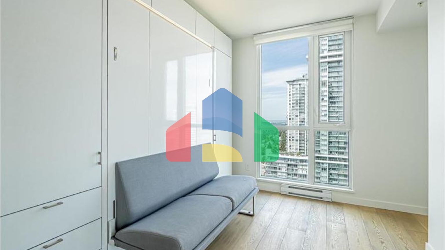 Residential - Single Family Home - Surrey, Canada - Canada