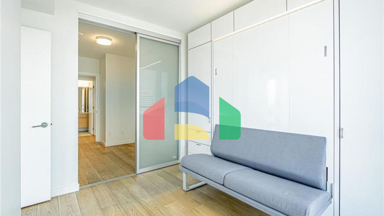 Residential - Single Family Home - Surrey, Canada - Canada