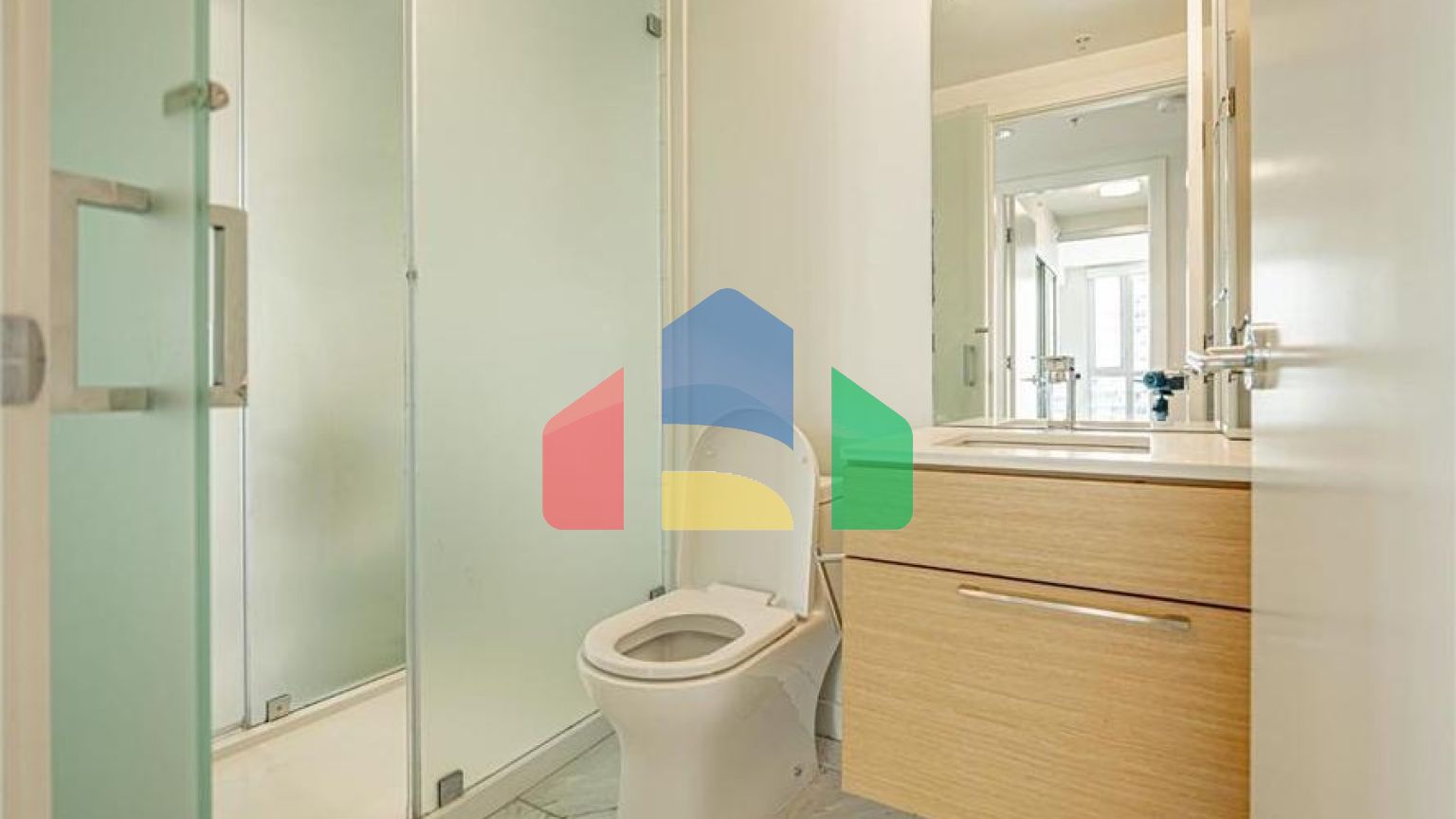 Residential - Single Family Home - Surrey, Canada - Canada