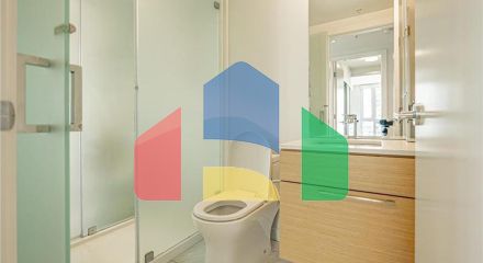 Residential - Single Family Home - Surrey, Canada - Canada