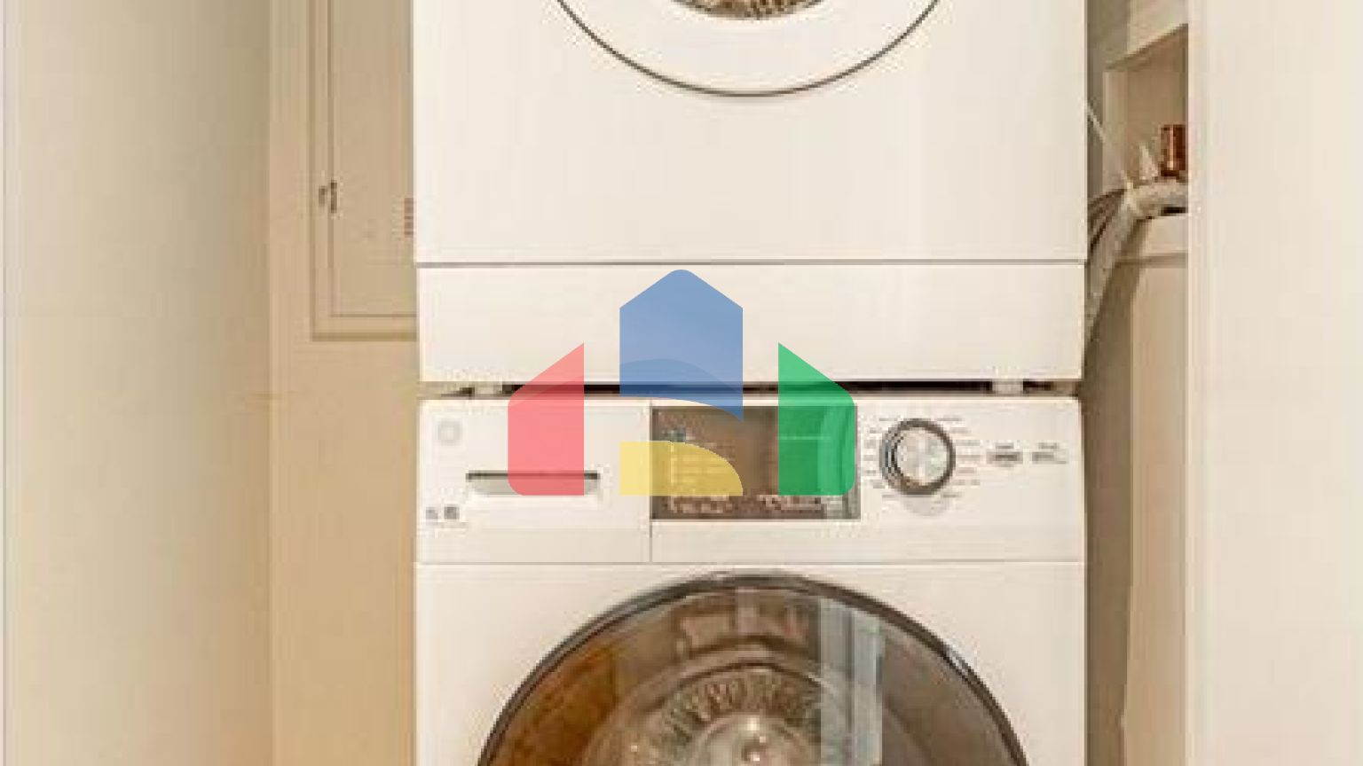 Residential - Single Family Home - Surrey, Canada - Canada