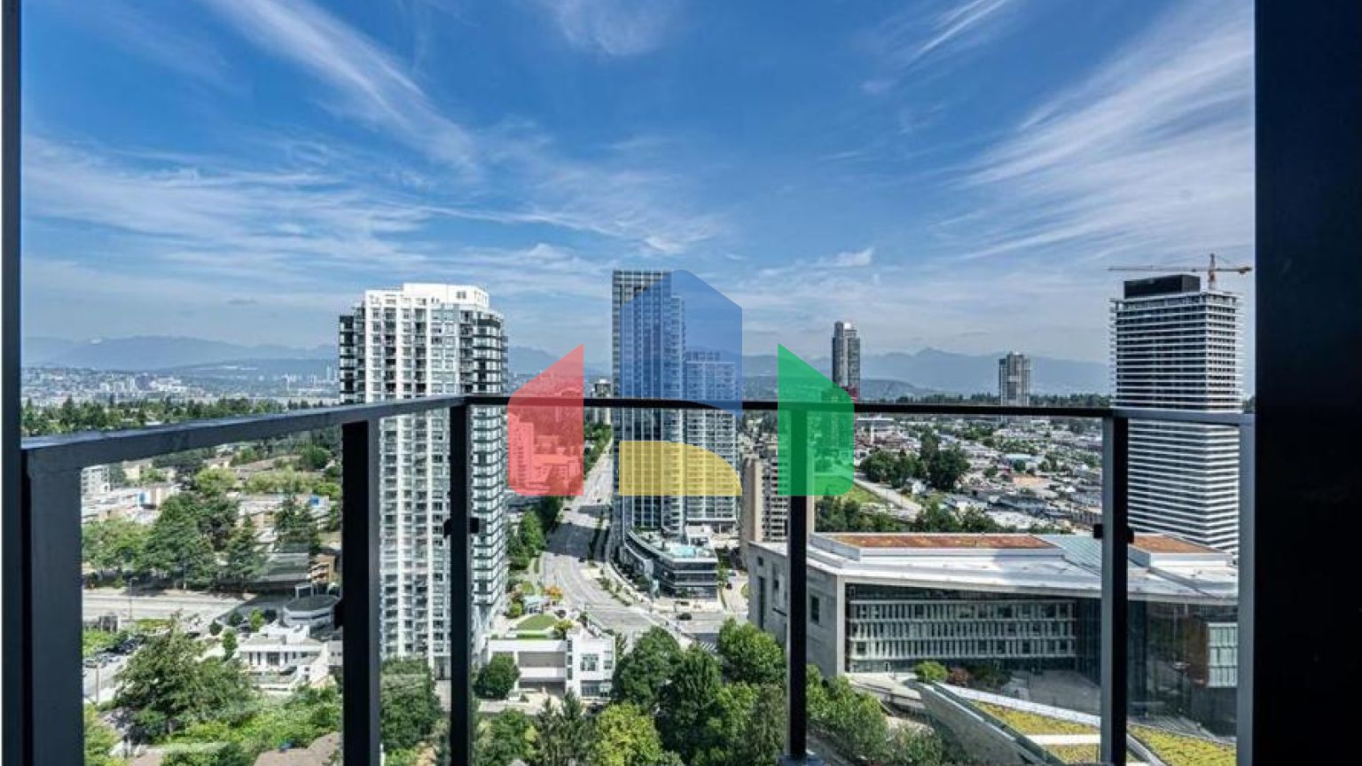 Residential - Single Family Home - Surrey, Canada - Canada