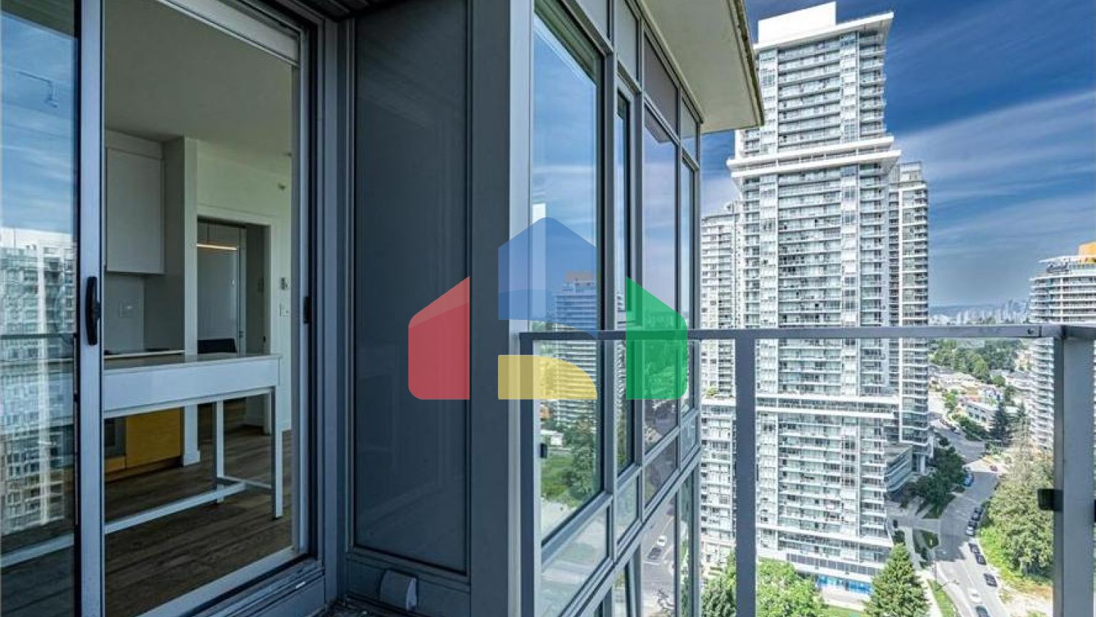 Residential - Single Family Home - Surrey, Canada - Canada