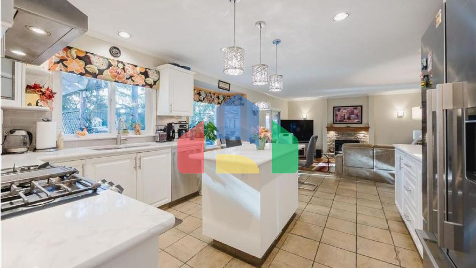 Residential - Single Family Home - Surrey, Canada - Canada