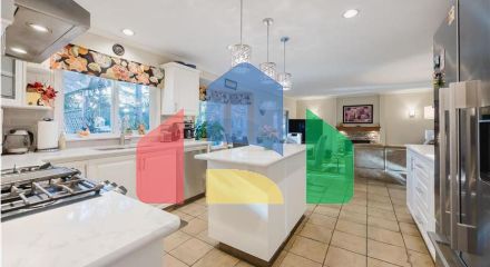 Residential - Single Family Home - Surrey, Canada - Canada