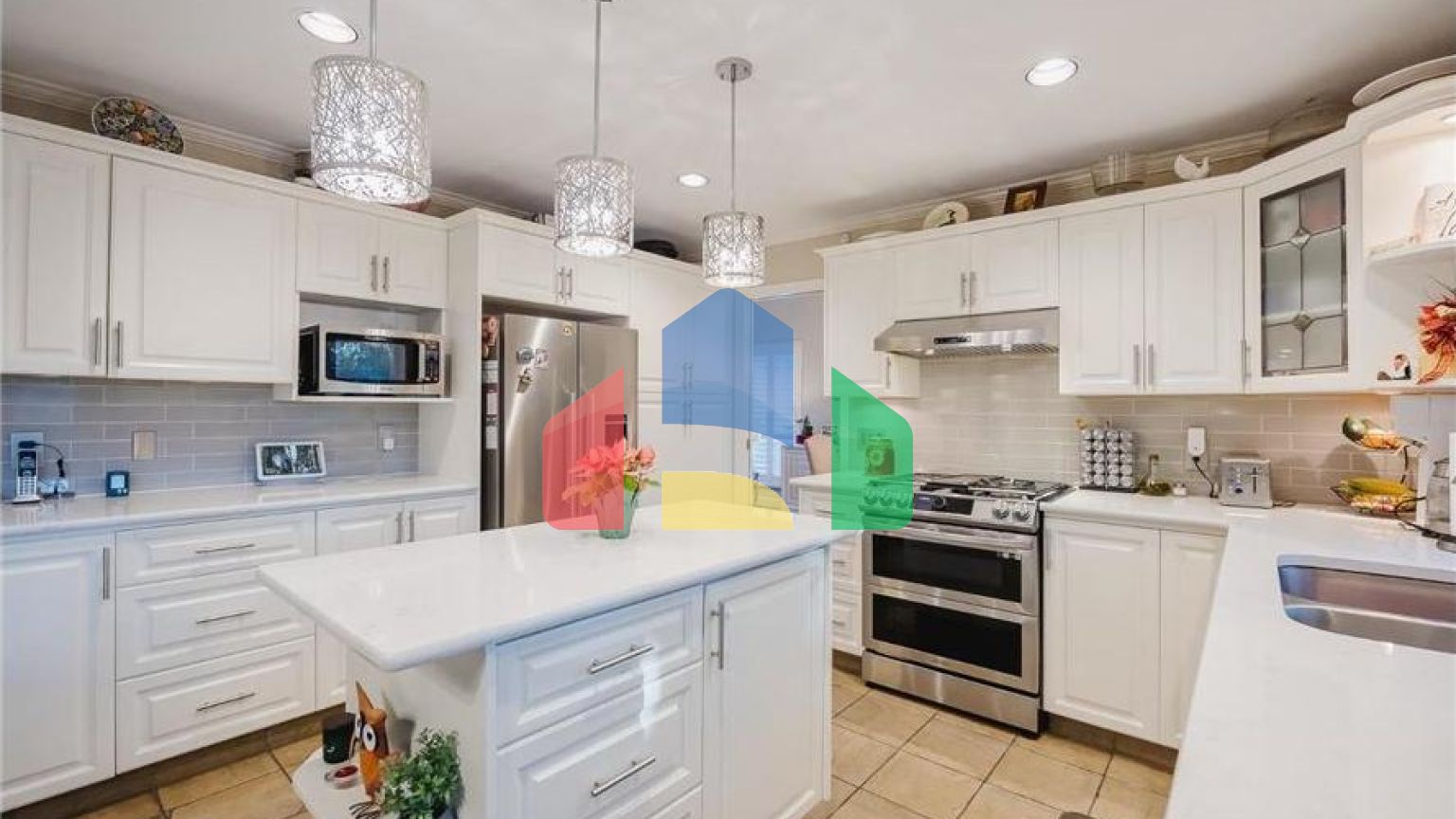 Residential - Single Family Home - Surrey, Canada - Canada