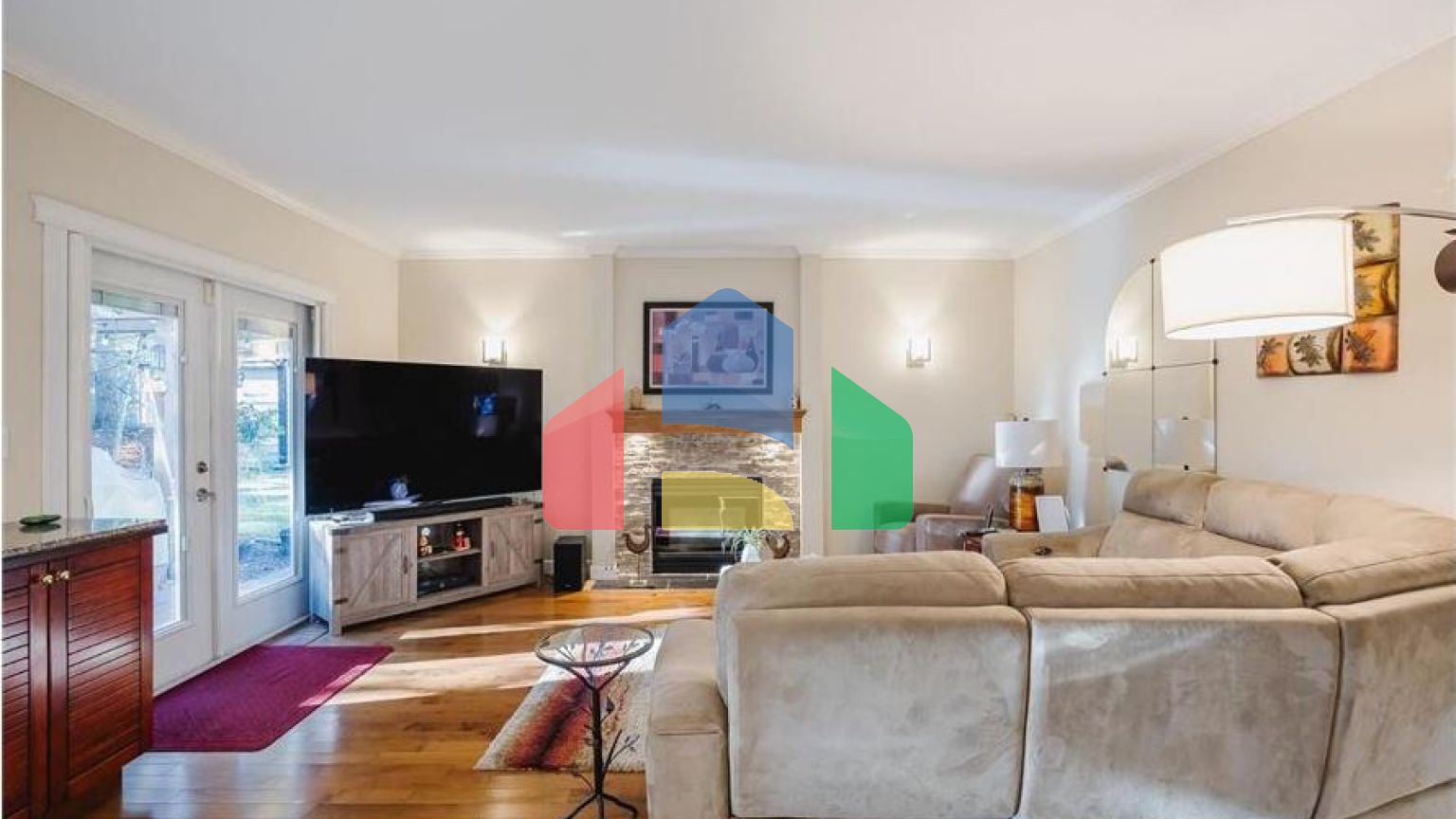 Residential - Single Family Home - Surrey, Canada - Canada