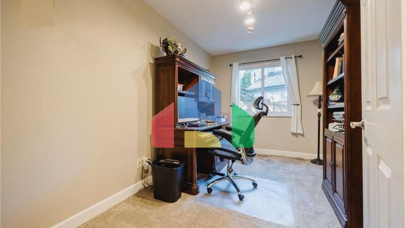 Residential - Single Family Home - Surrey, Canada - Canada