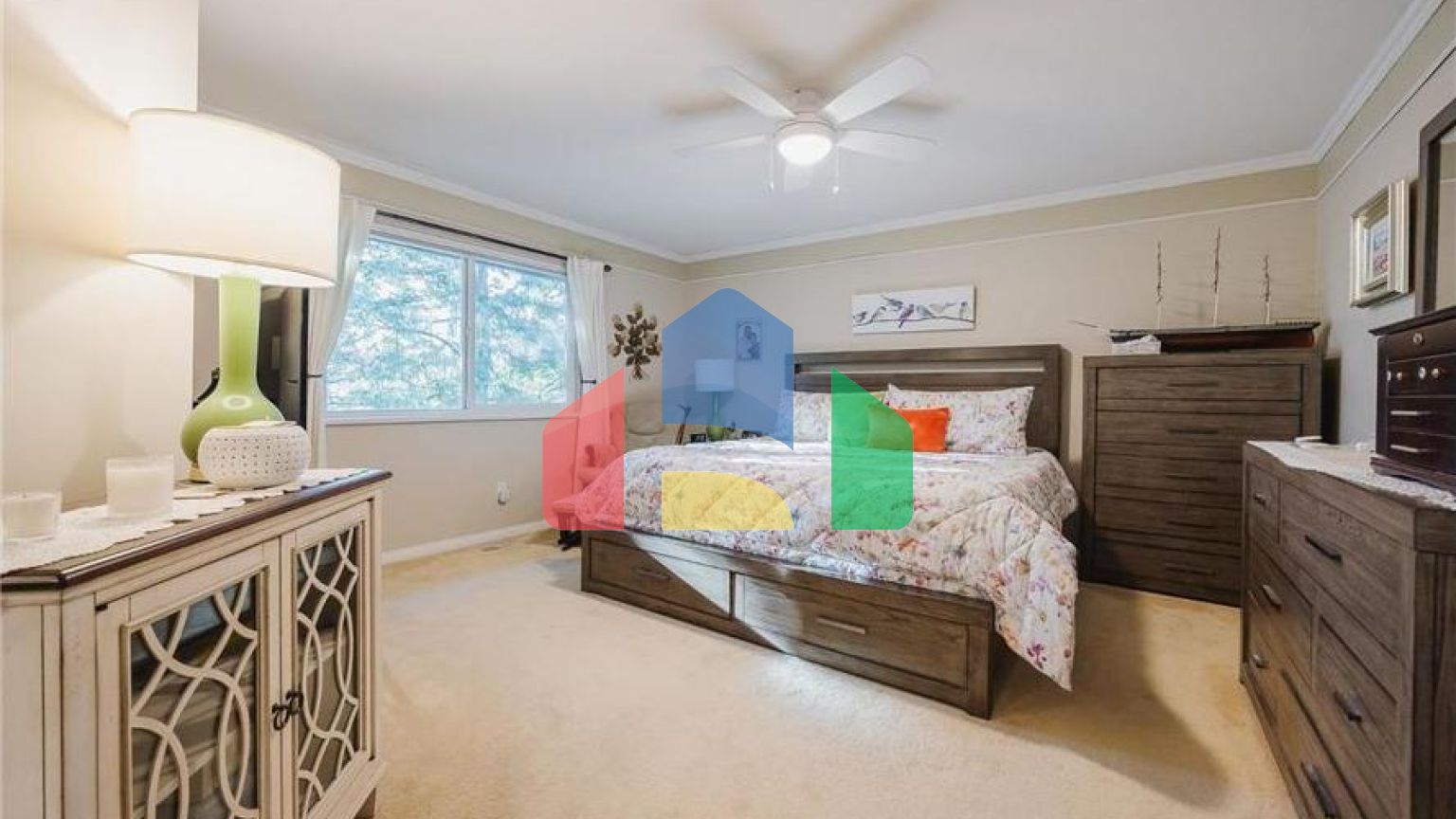 Residential - Single Family Home - Surrey, Canada - Canada