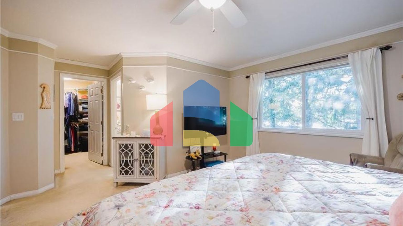 Residential - Single Family Home - Surrey, Canada - Canada