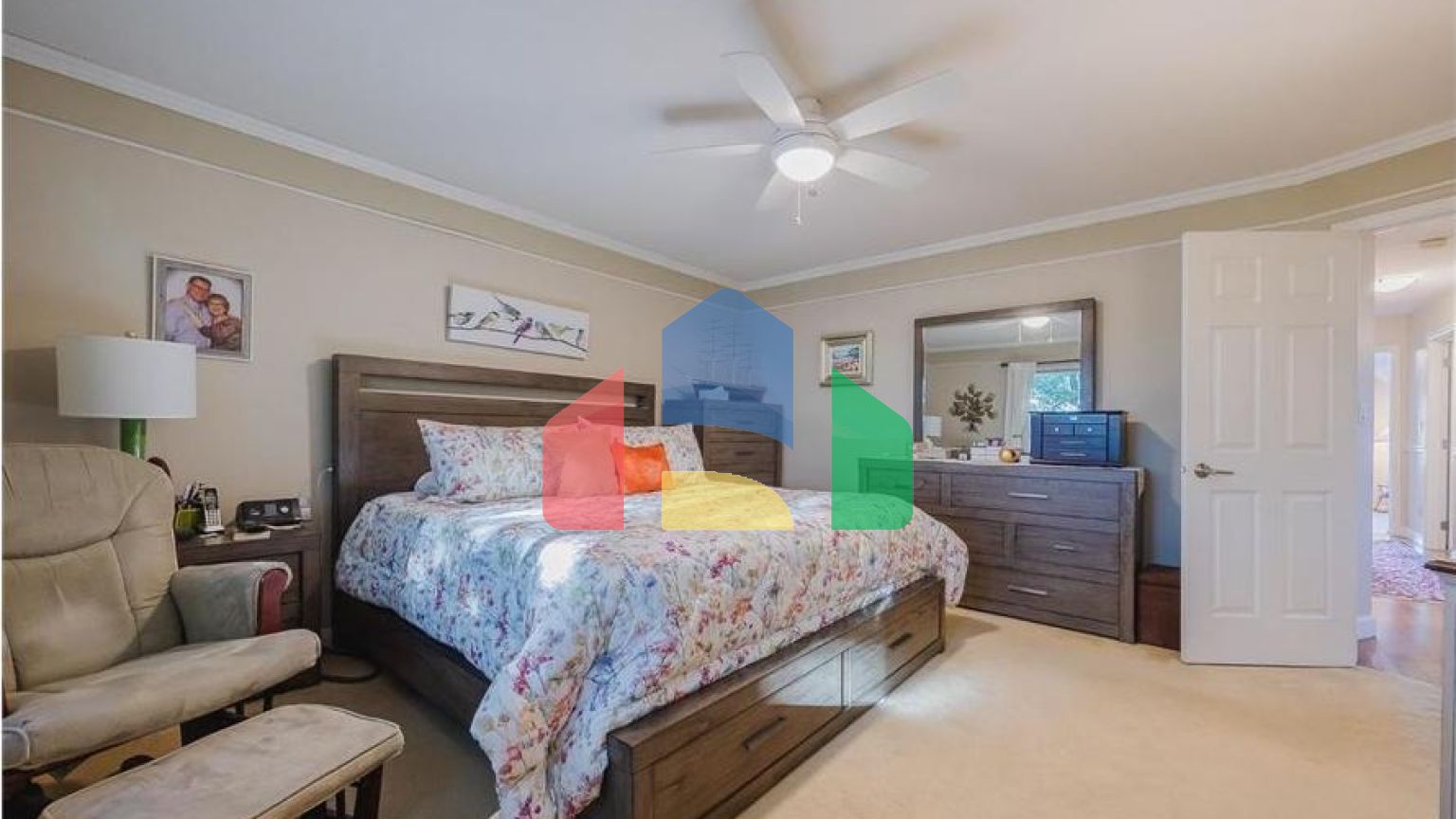 Residential - Single Family Home - Surrey, Canada - Canada