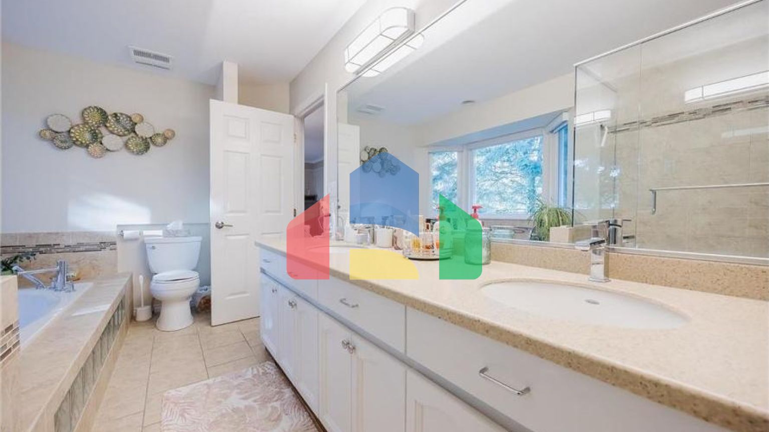 Residential - Single Family Home - Surrey, Canada - Canada