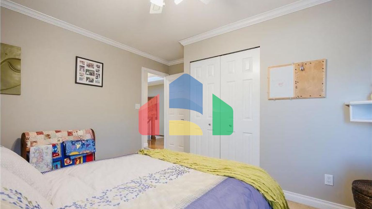 Residential - Single Family Home - Surrey, Canada - Canada