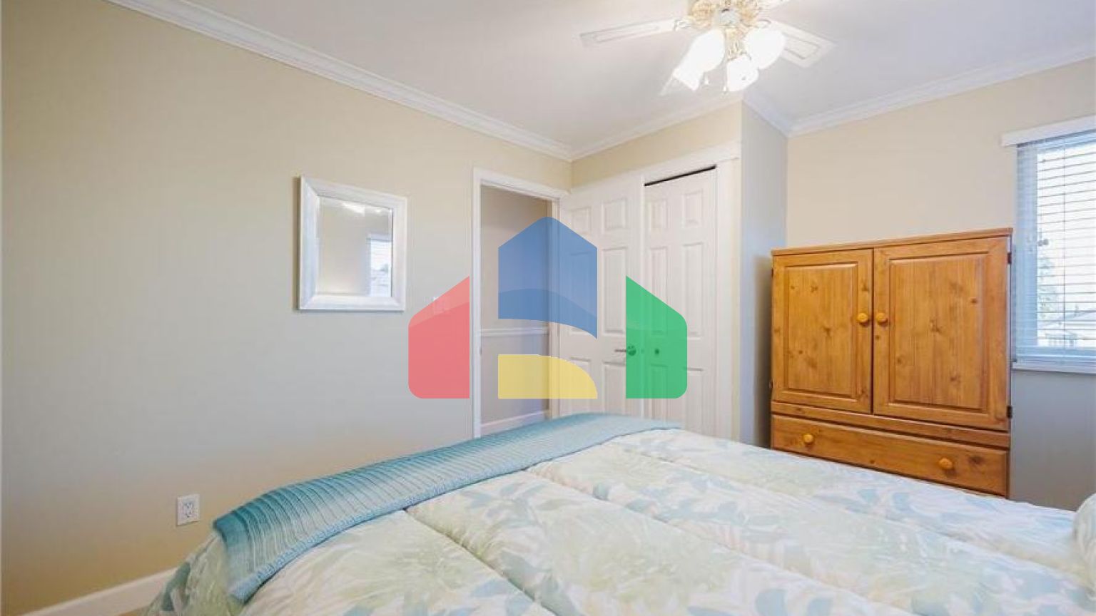 Residential - Single Family Home - Surrey, Canada - Canada