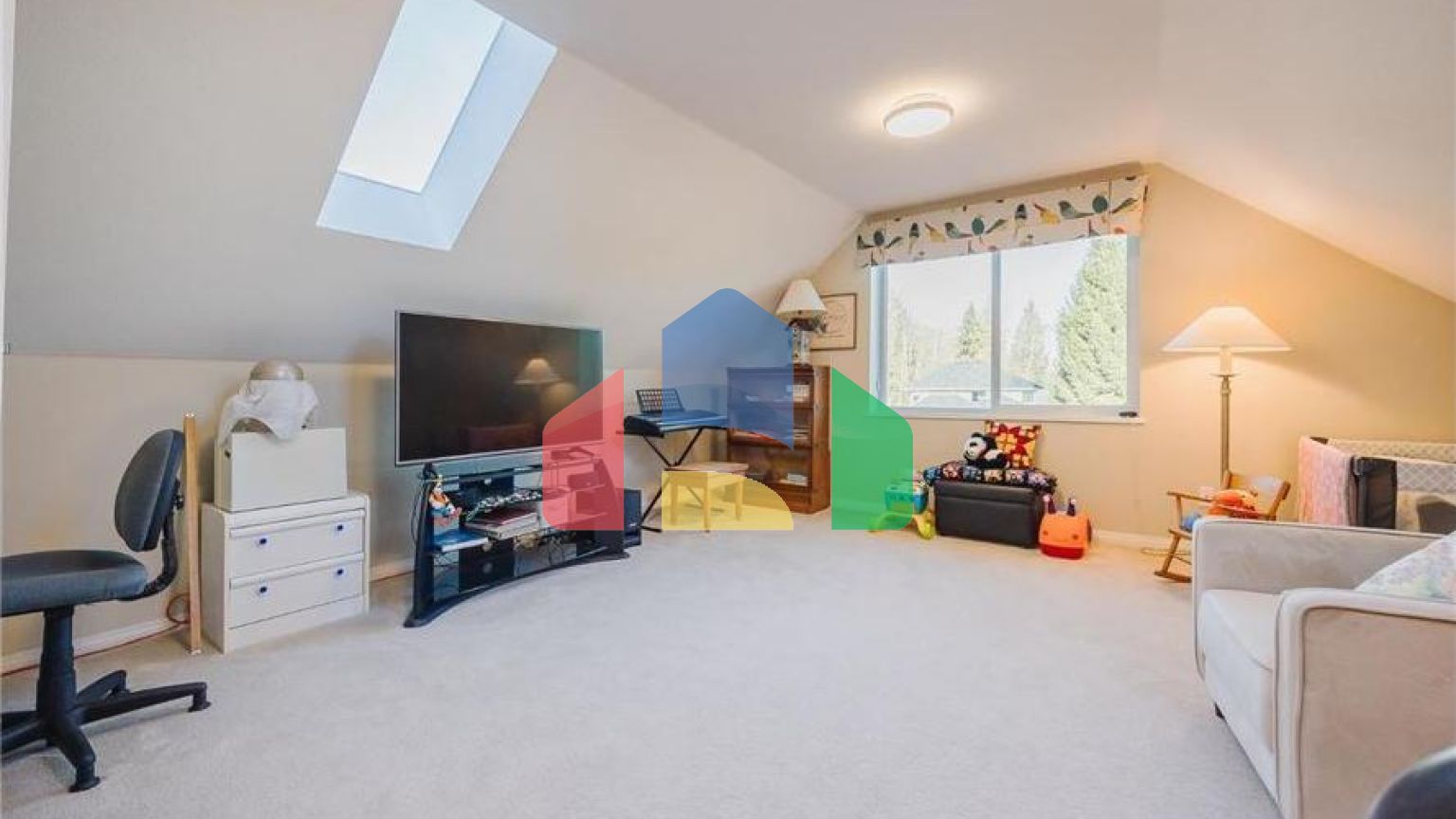 Residential - Single Family Home - Surrey, Canada - Canada