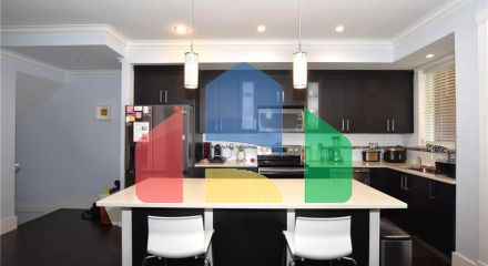 Residential - Townhouse - Surrey, Canada - Canada