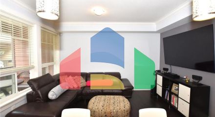 Residential - Townhouse - Surrey, Canada - Canada