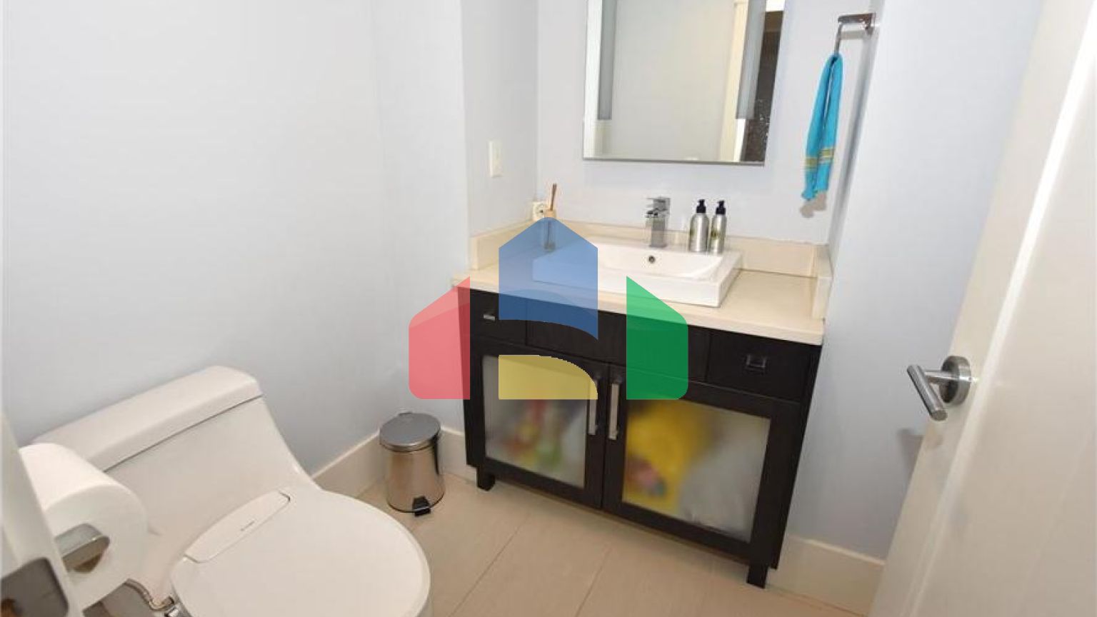 Residential - Townhouse - Surrey, Canada - Canada