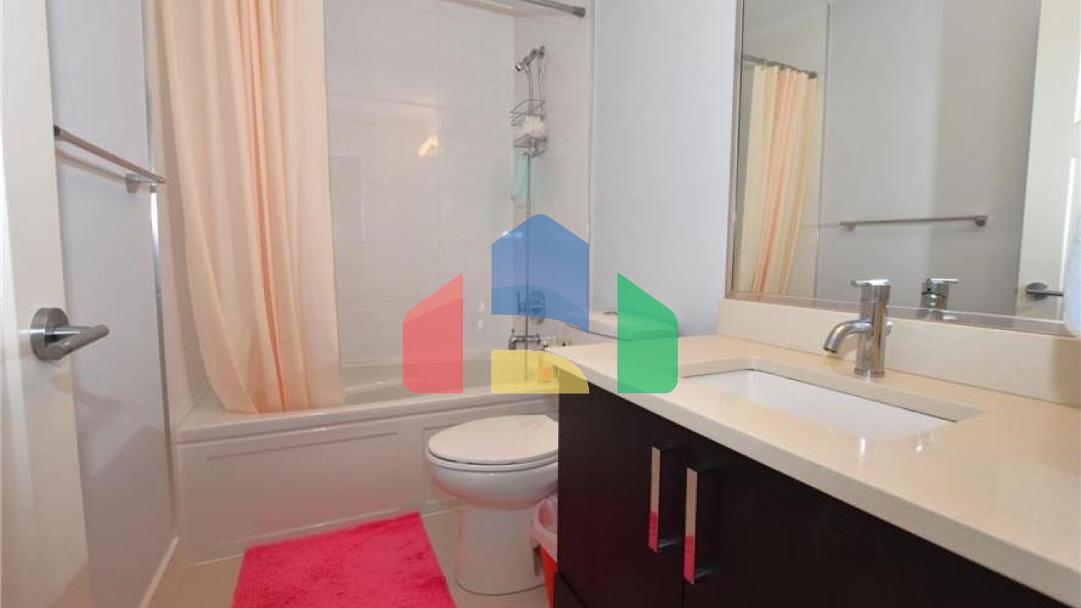 Residential - Townhouse - Surrey, Canada - Canada