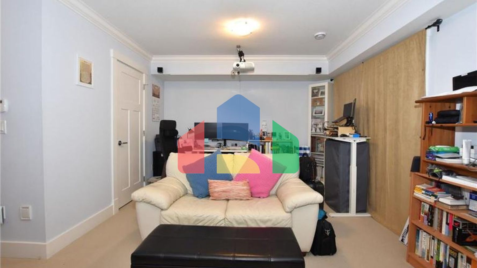 Residential - Townhouse - Surrey, Canada - Canada