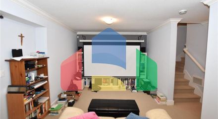 Residential - Townhouse - Surrey, Canada - Canada