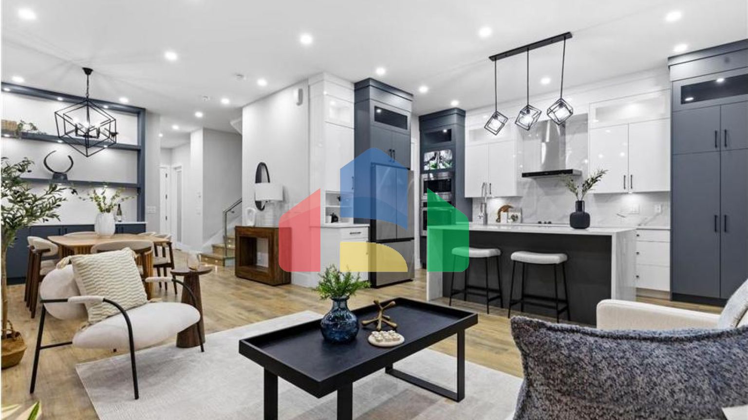 Residential - Single Family Home - Surrey, Canada - Canada