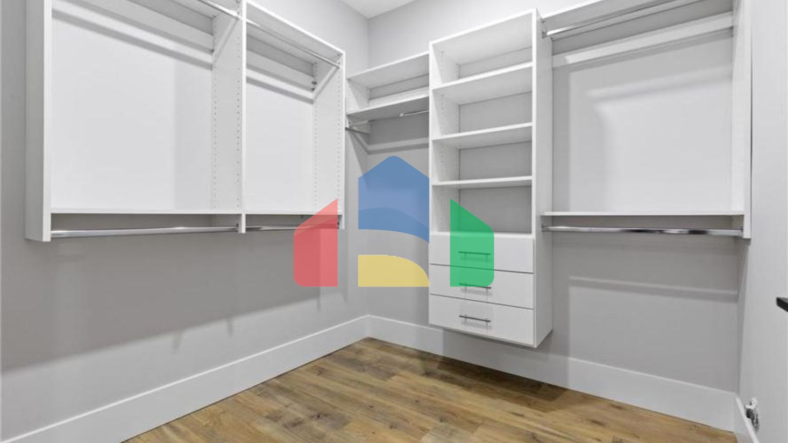 Residential - Single Family Home - Surrey, Canada - Canada