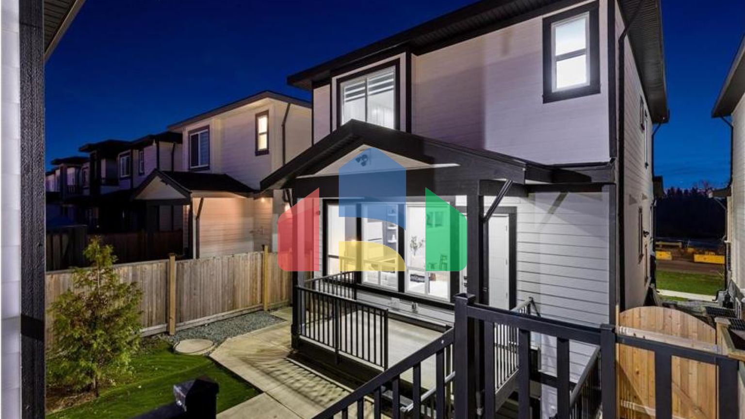 Residential - Single Family Home - Surrey, Canada - Canada