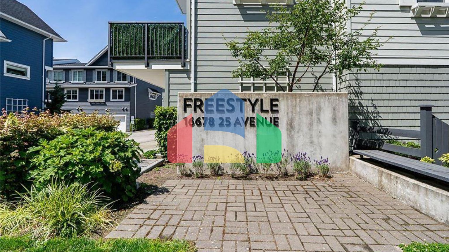 Residential - Townhouse - Surrey, Canada - Canada