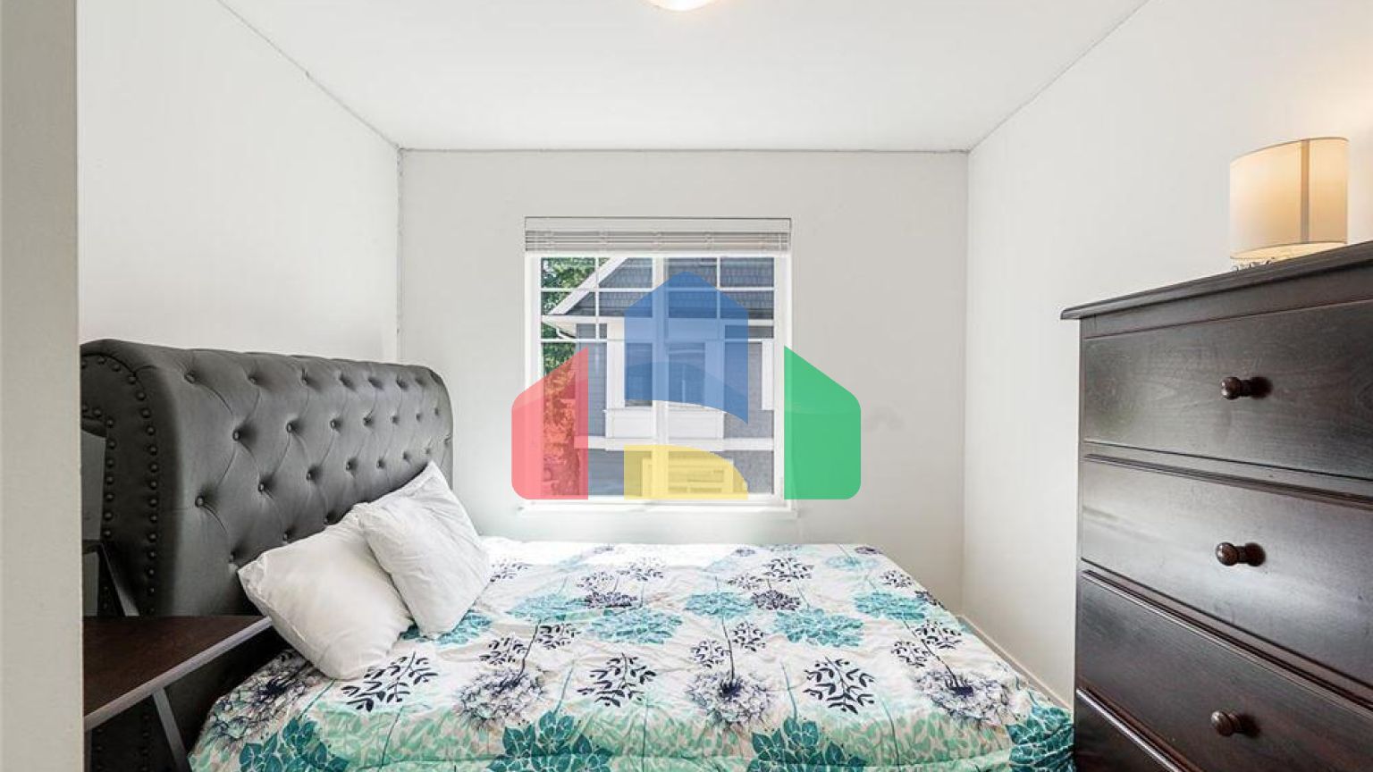 Residential - Townhouse - Surrey, Canada - Canada