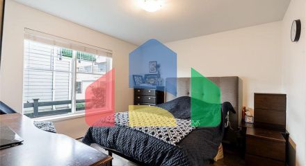 Residential - Townhouse - Surrey, Canada - Canada