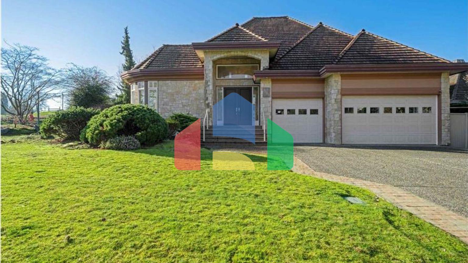 Residential - Single Family Home - Surrey, Canada - Canada