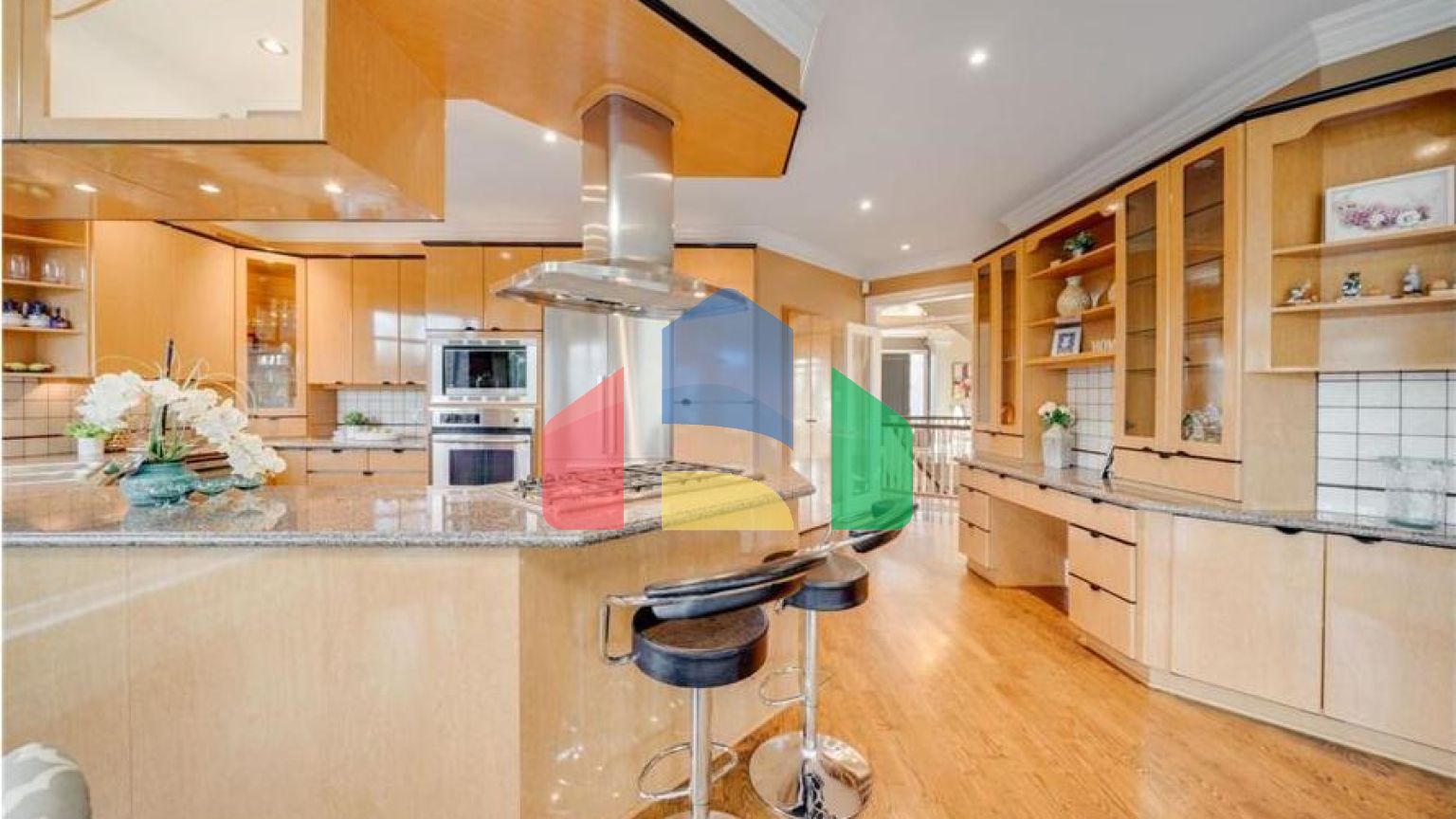 Residential - Single Family Home - Surrey, Canada - Canada