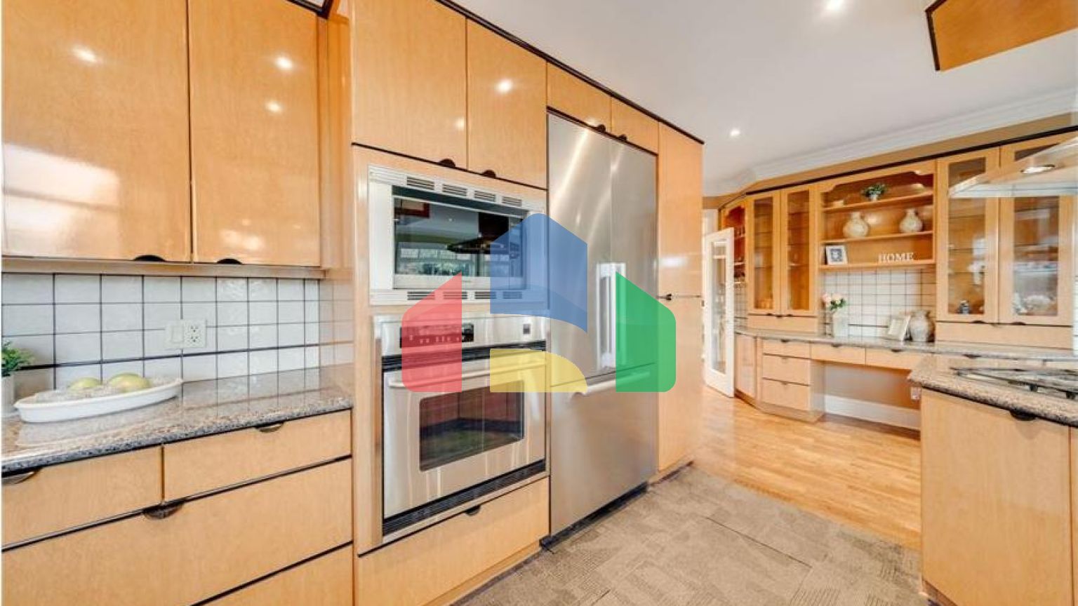 Residential - Single Family Home - Surrey, Canada - Canada