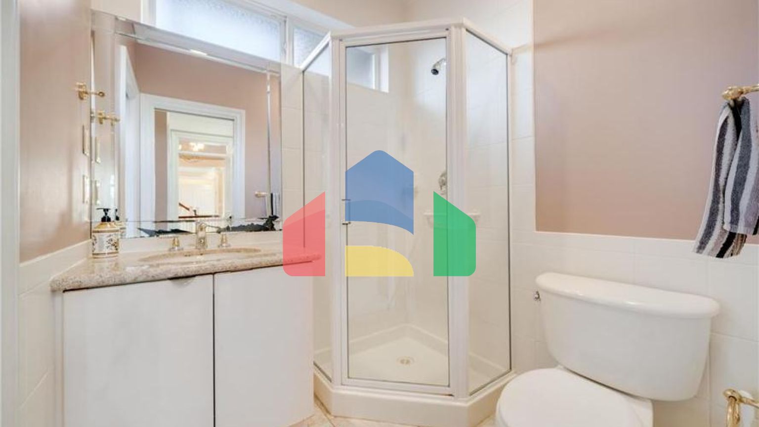 Residential - Single Family Home - Surrey, Canada - Canada