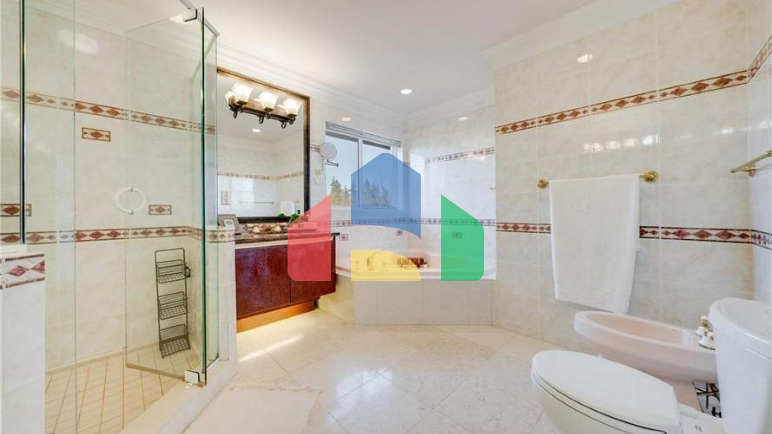 Residential - Single Family Home - Surrey, Canada - Canada