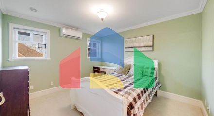 Residential - Single Family Home - Surrey, Canada - Canada