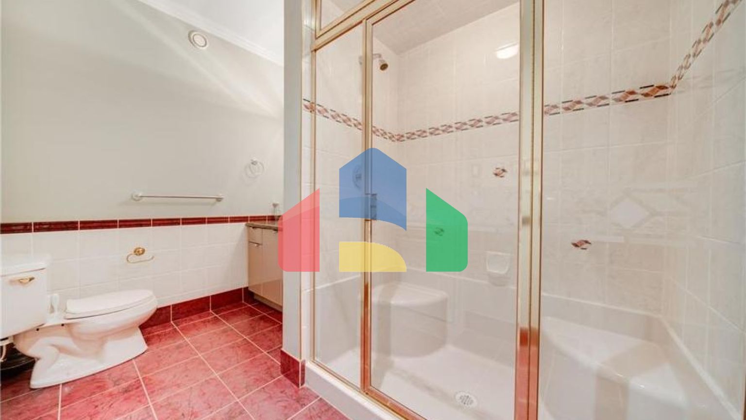 Residential - Single Family Home - Surrey, Canada - Canada