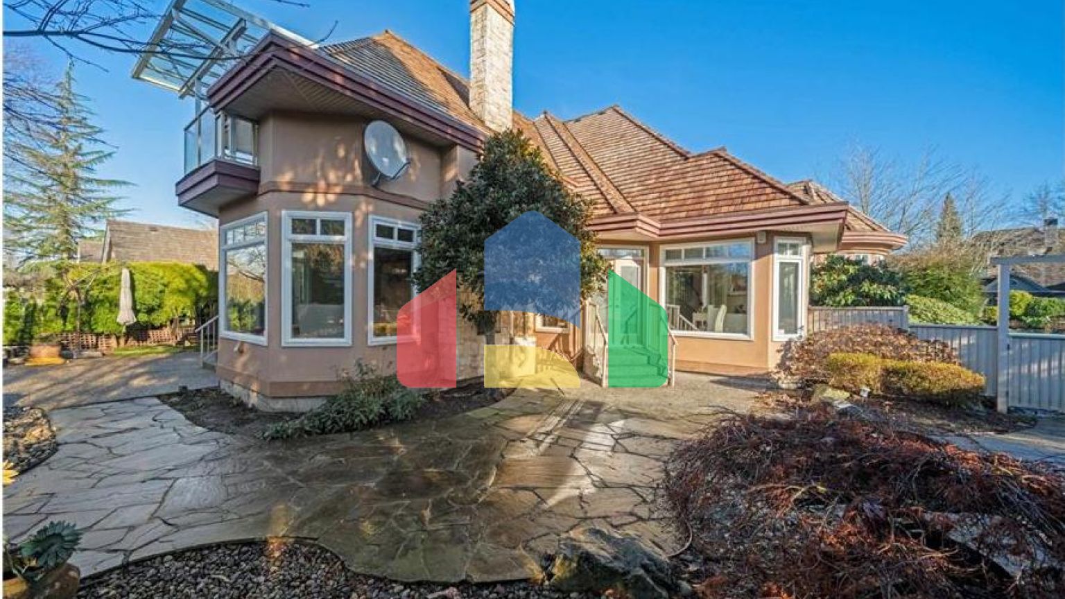 Residential - Single Family Home - Surrey, Canada - Canada