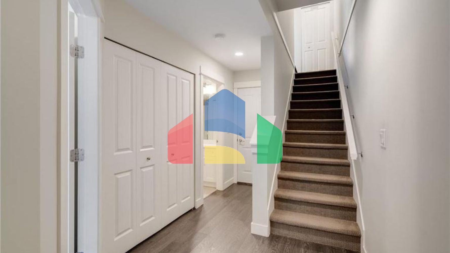 Residential - Townhouse - Surrey, Canada - Canada