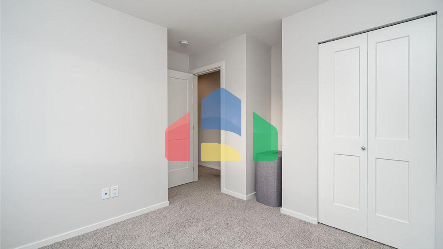 Residential - Townhouse - Surrey, Canada - Canada