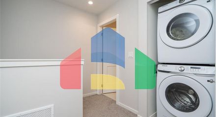 Residential - Townhouse - Surrey, Canada - Canada