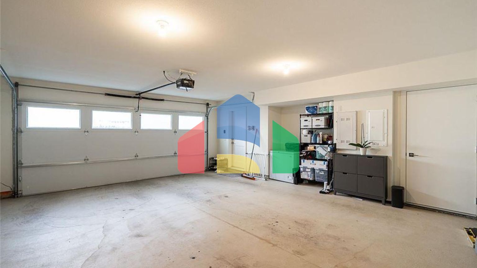 Residential - Townhouse - Surrey, Canada - Canada