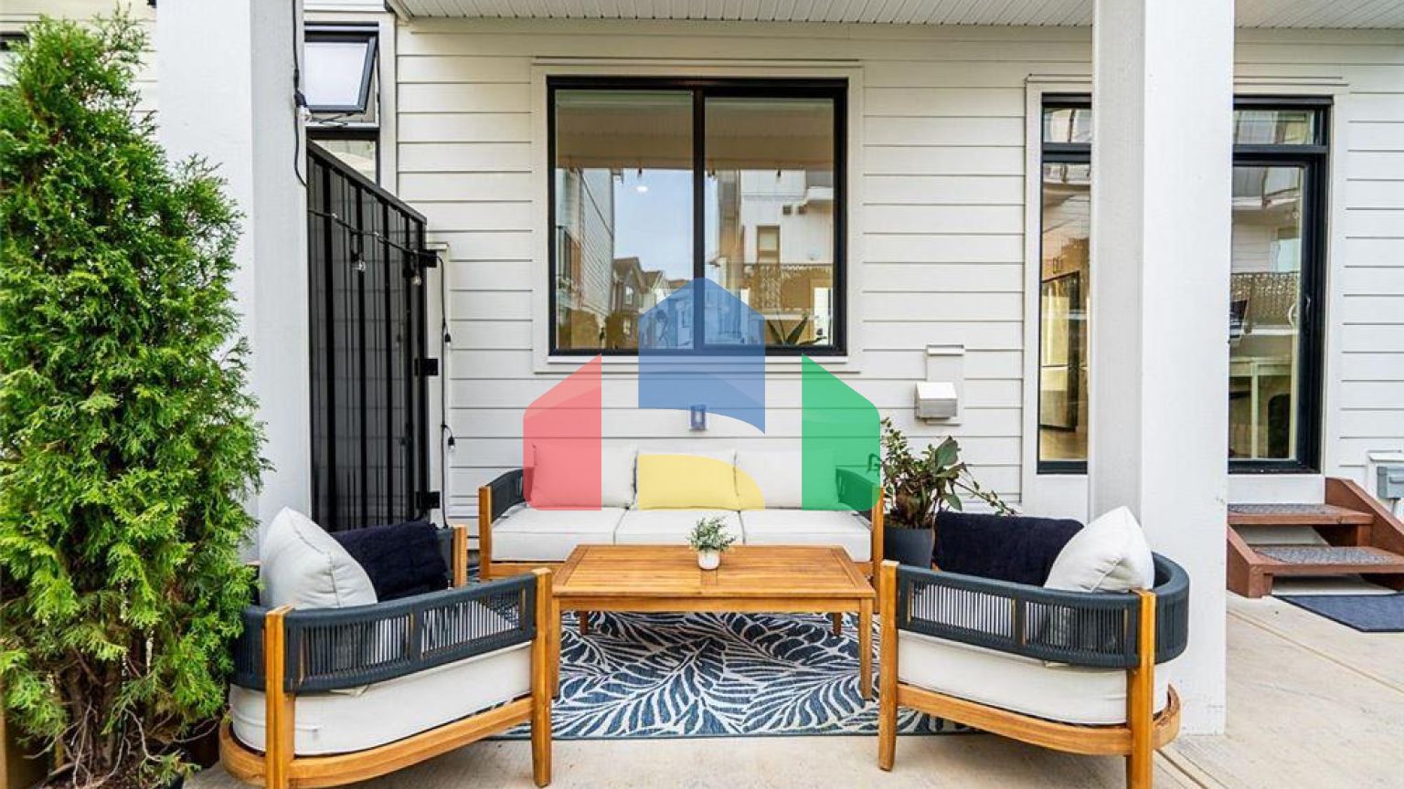 Residential - Townhouse - Surrey, Canada - Canada