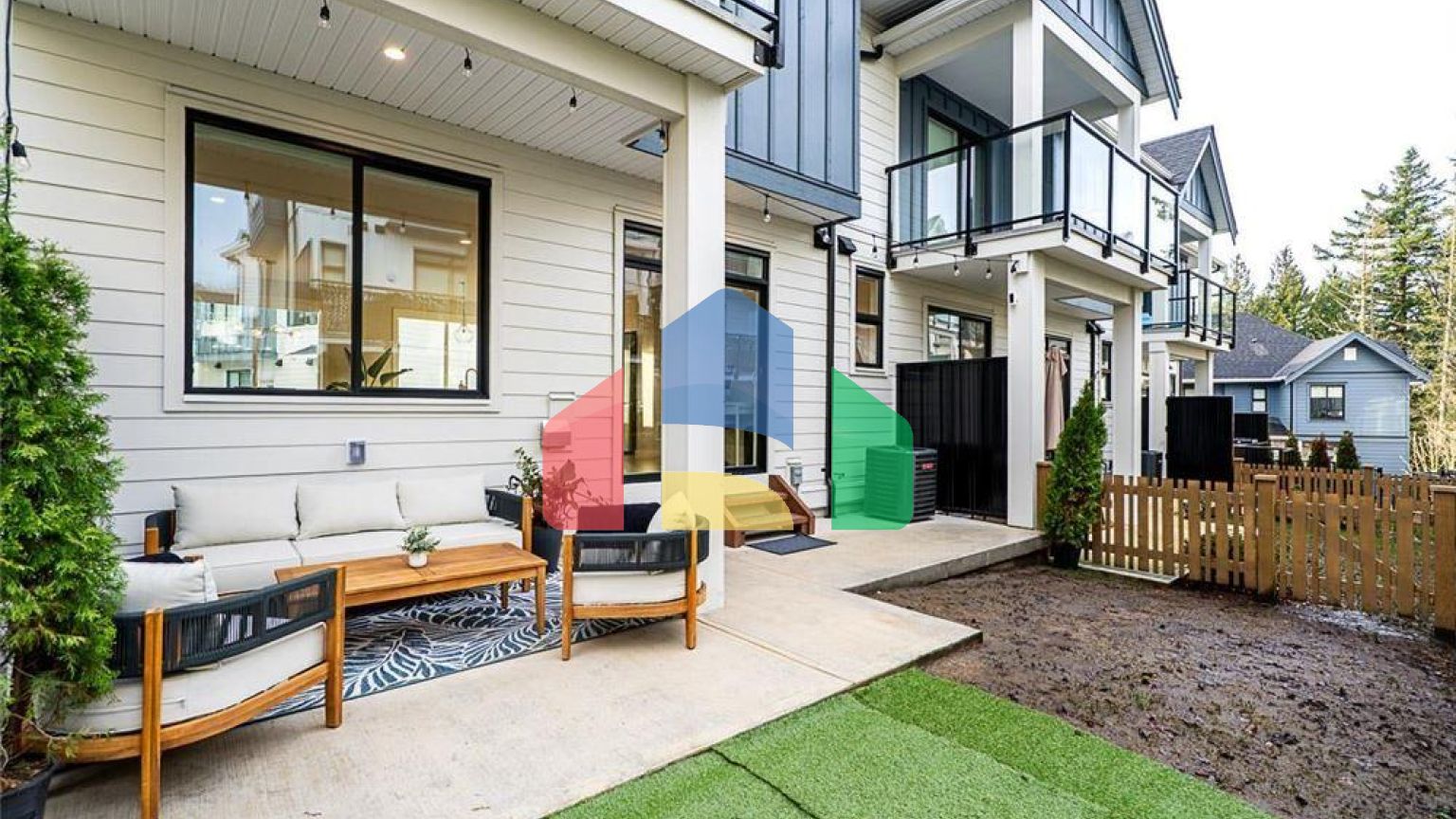 Residential - Townhouse - Surrey, Canada - Canada