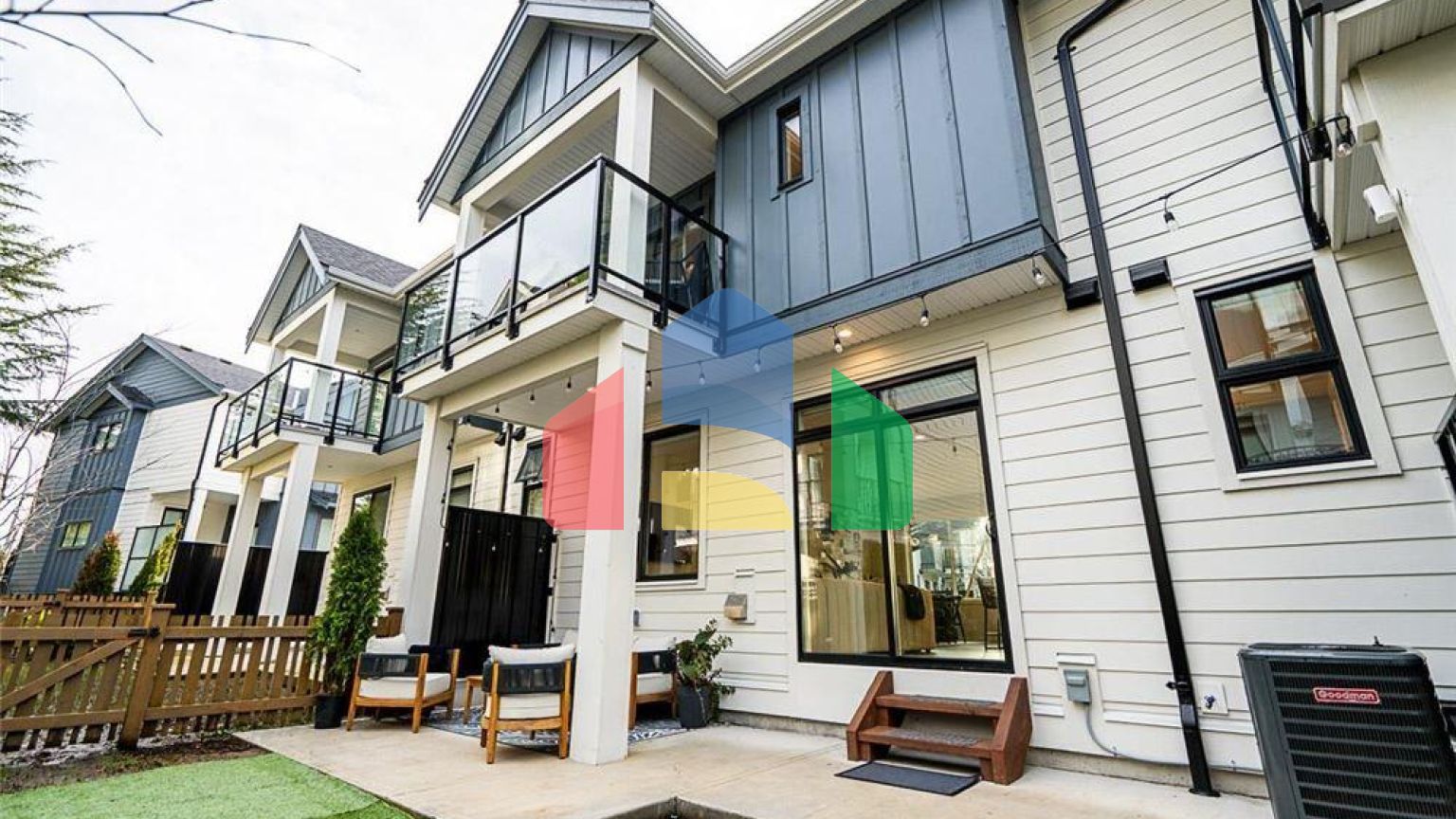 Residential - Townhouse - Surrey, Canada - Canada