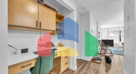 Residential - Single Family Home - Surrey, Canada - Canada