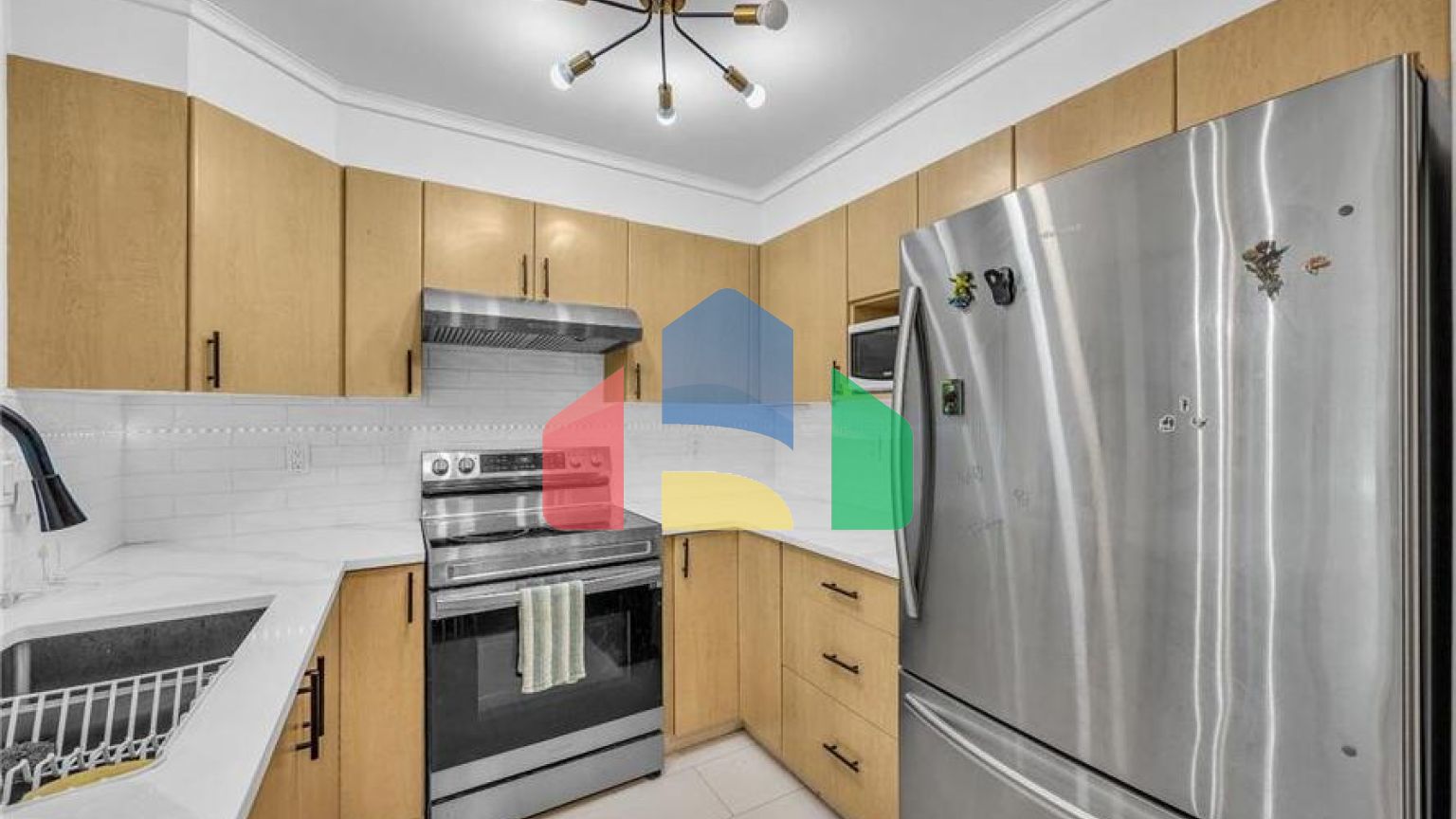 Residential - Single Family Home - Surrey, Canada - Canada