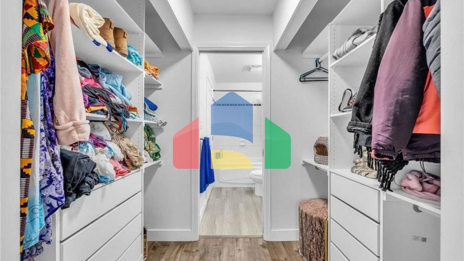 Residential - Single Family Home - Surrey, Canada - Canada