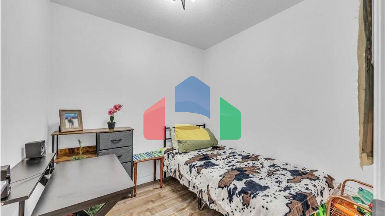 Residential - Single Family Home - Surrey, Canada - Canada